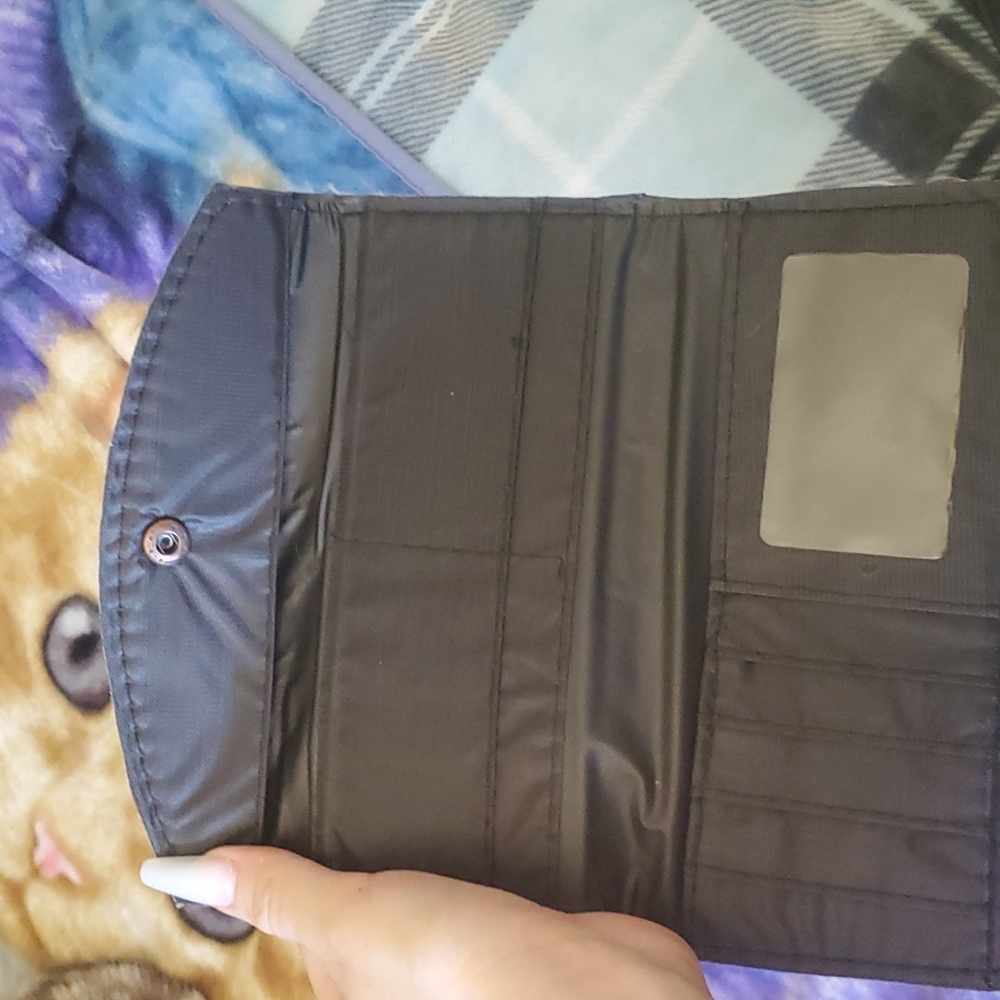 Wallet - Picture 4 of 4